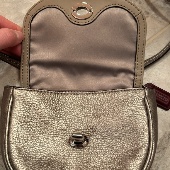 Coach Crossbody Bag - Picture 4 of 5